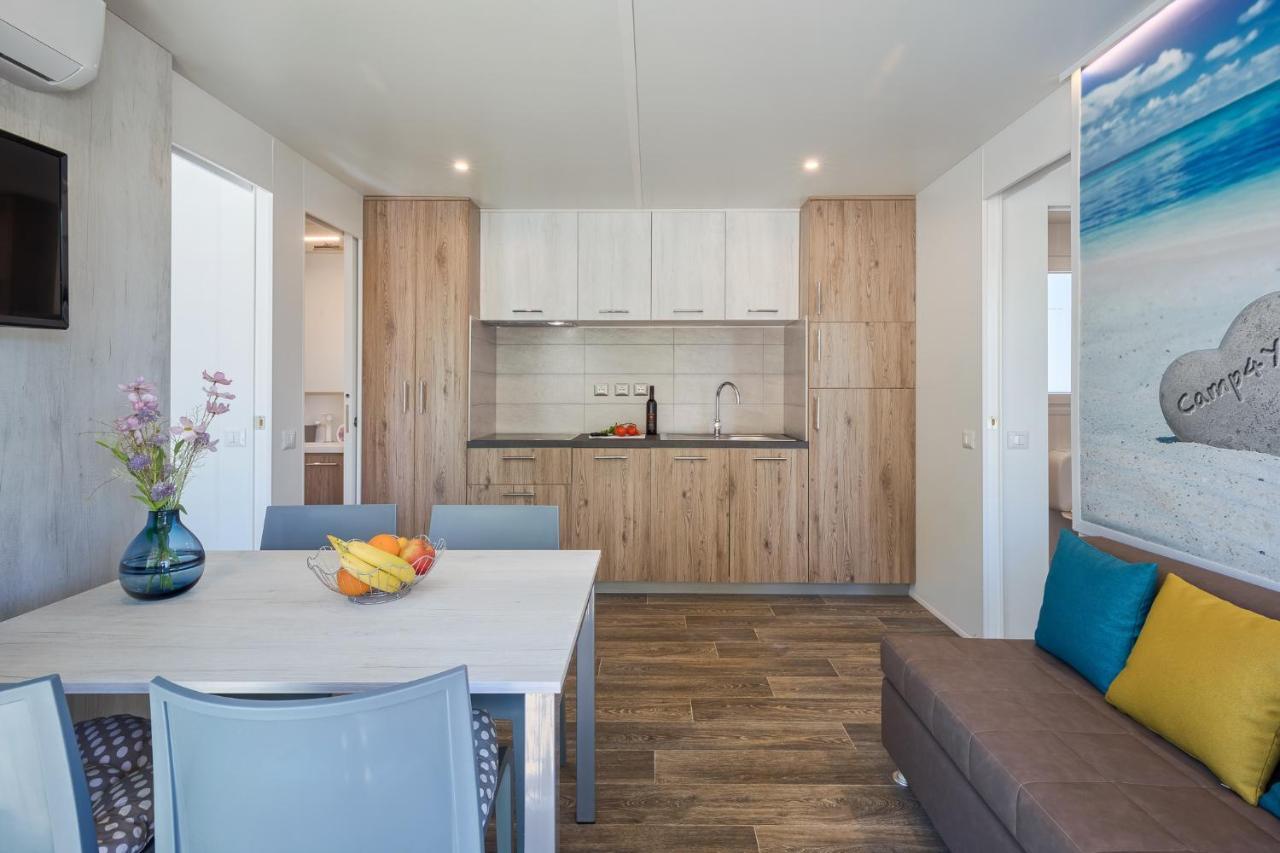 Mobile Homes Premium Relax Park Umag By Camp4You Karigador Esterno foto