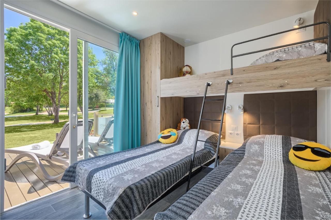 Mobile Homes Premium Relax Park Umag By Camp4You Karigador Esterno foto